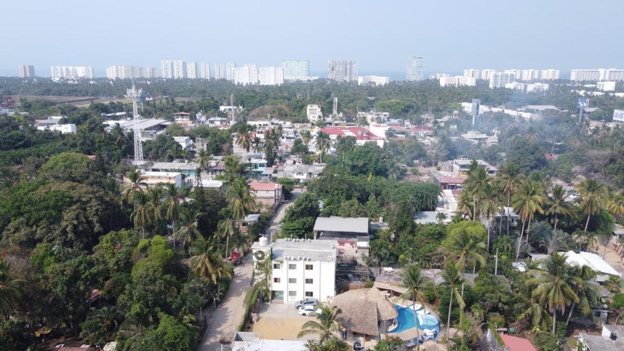 Ashly Loma Larga Hotel Acapulco Bagian luar foto