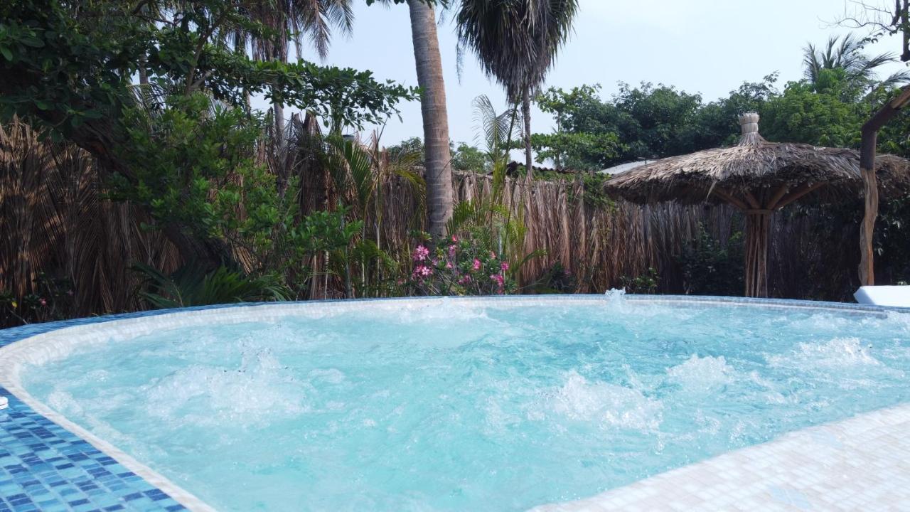 Ashly Loma Larga Hotel Acapulco Bagian luar foto
