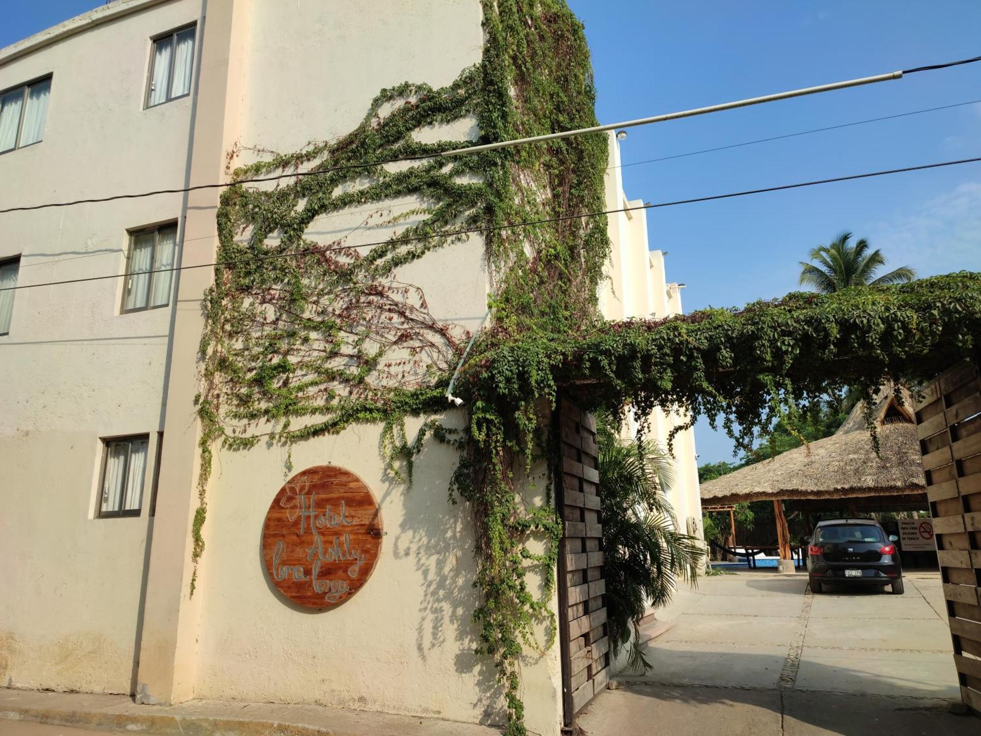 Ashly Loma Larga Hotel Acapulco Bagian luar foto