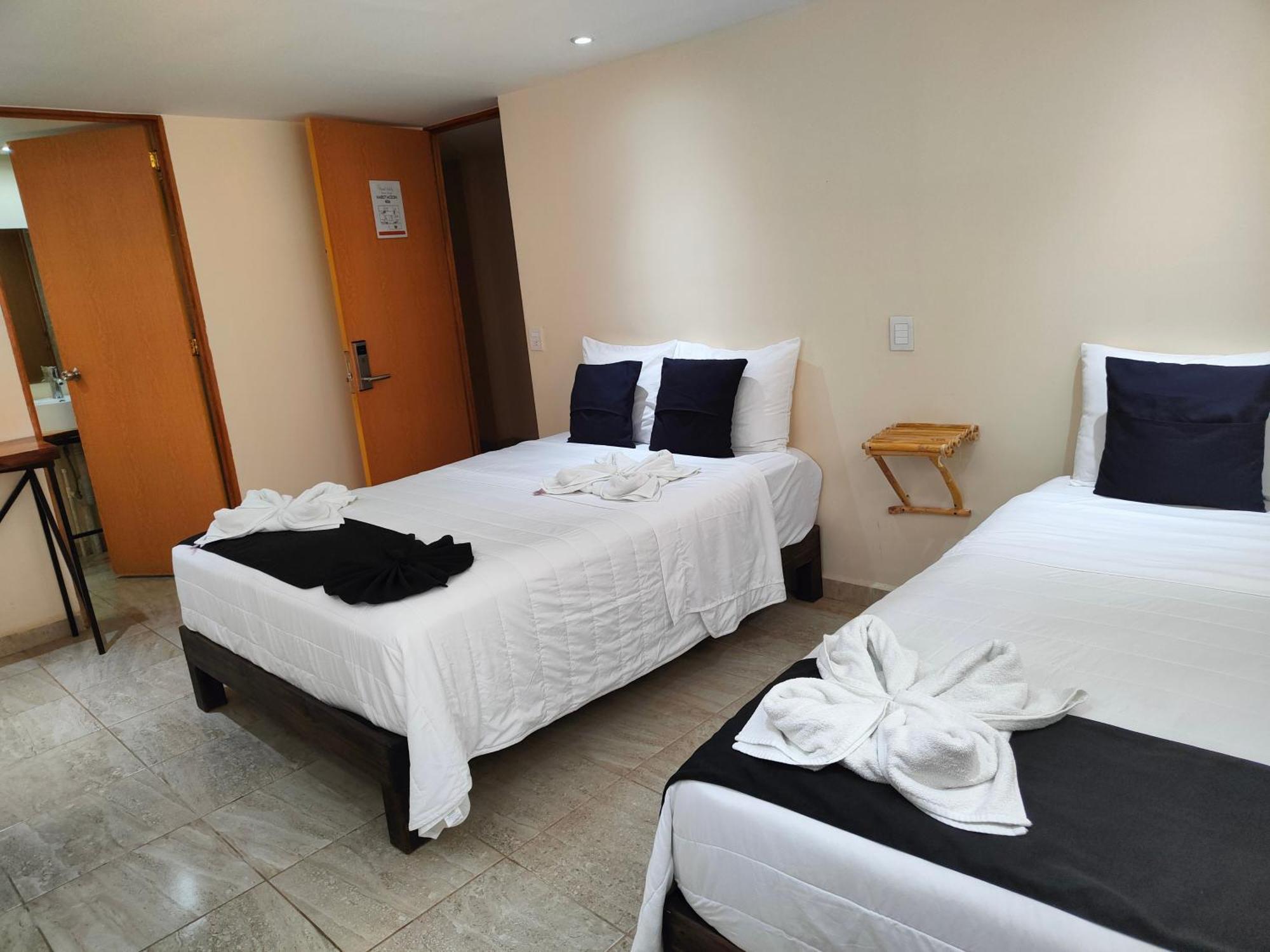 Ashly Loma Larga Hotel Acapulco Bagian luar foto