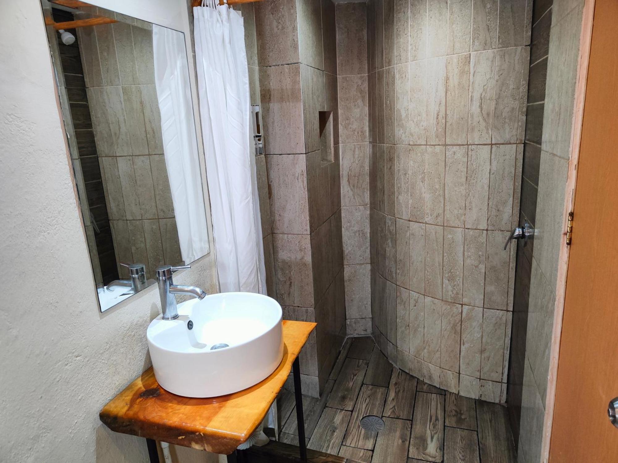 Ashly Loma Larga Hotel Acapulco Bagian luar foto